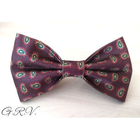 Klasikinė šilkinė peteliškė