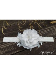 Pieno baltumo galvajuostė "Gilė"